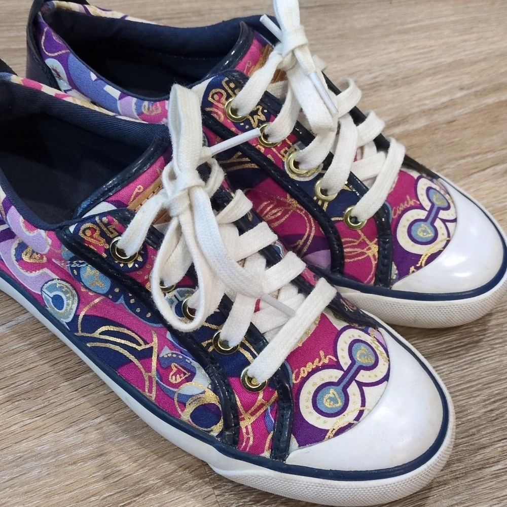 💗💙Coach Women's Pink and Purple Patterned Sneakers size 5.5💗💙 GORGEOUS!!!💙 - Picture 6 of 11
